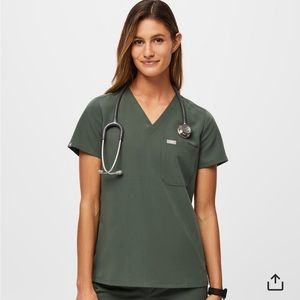 FIGS Catarina One-Pocket Scrub Top XL Moss